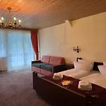 Kuerschner فندق