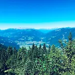 Kuerschner فندق