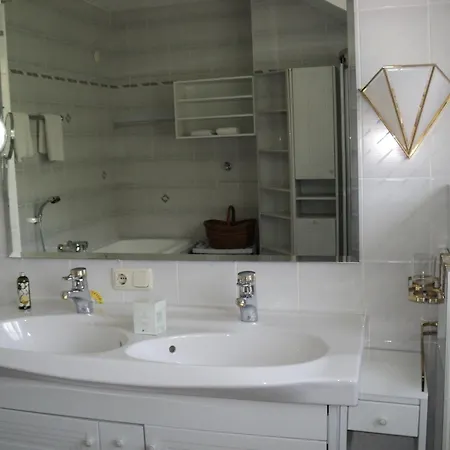 Kuerschner 3*