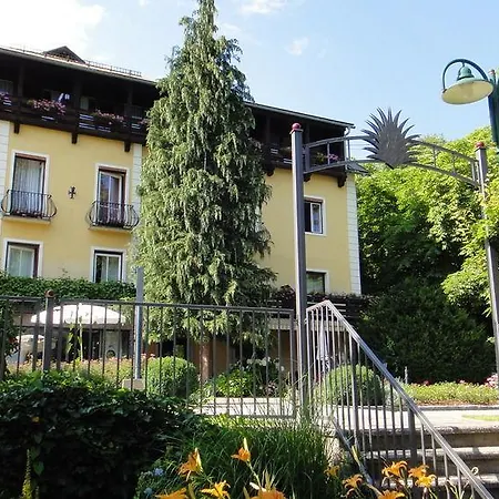 Szálloda Kuerschner 3*